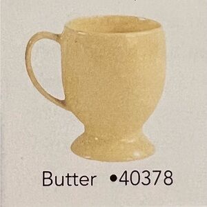 Southern Living At Home Hospitality Collection Pedestal Mug Set in Butter #40378